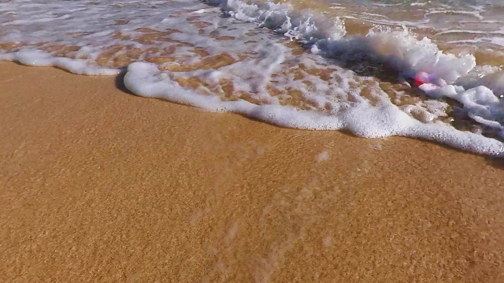 Golden Shore Serenity – 1080p ocean VJ loop