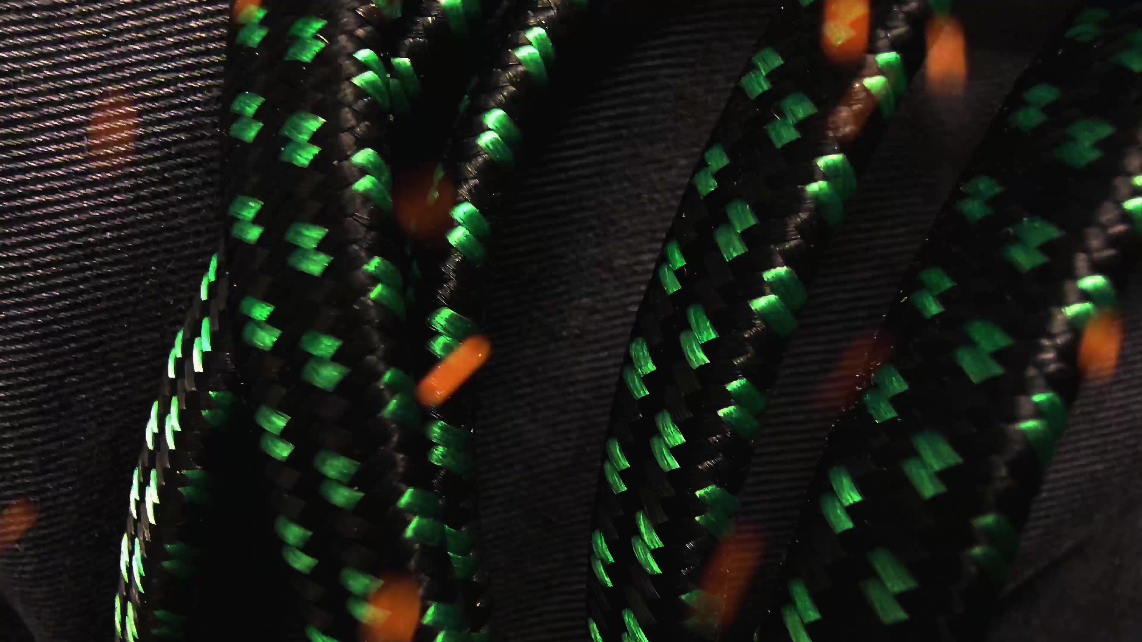 Neon Rope Dynamics – 4K neon & cyber VJ loop