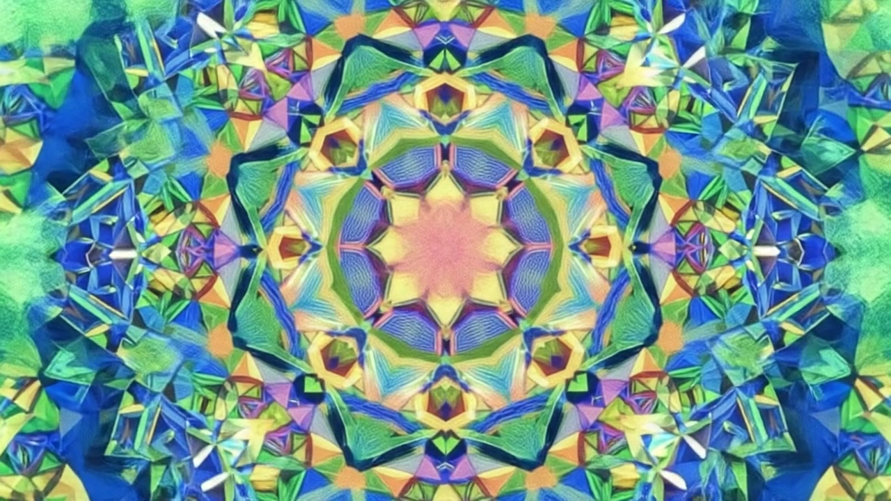Prismatic Crystal Whirl – 720p psychedelic VJ loop